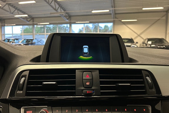 BMW 120i 13 of 22