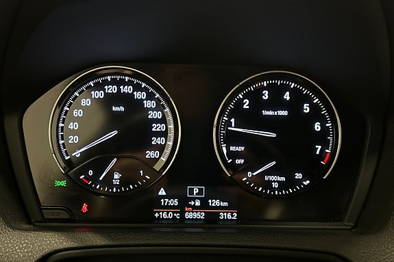 BMW 120i 12 of 22