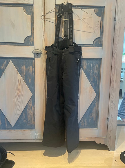 Product image 1 of 5