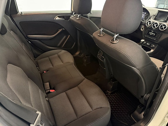 Mercedes-Benz B 180 10 of 12