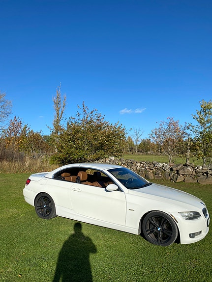 BMW 335i 8 of 11