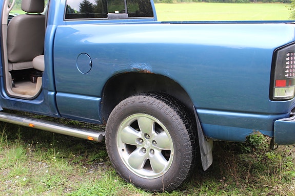 Dodge RAM 1500 7 of 9
