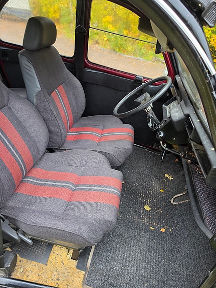 Citroen 2CV 5 of 6