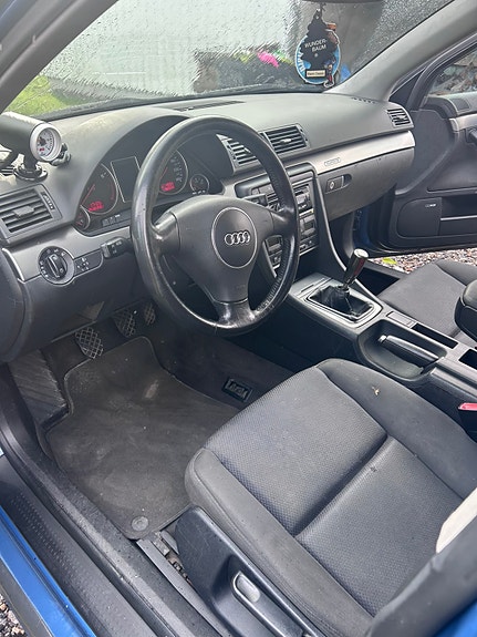 Audi A4 8 of 11