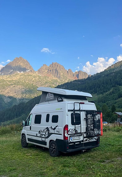 Hymer Free 540 150 hk, pop-up tak, välutrustad, dubbla värmesystem, drag 3 of 7