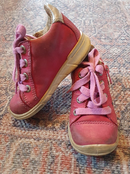 Product image 1 of 6