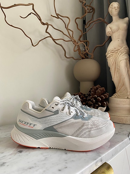 Product image 1 of 8