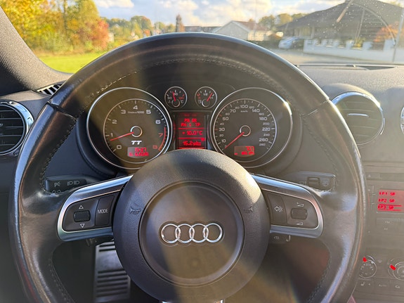 Audi TT 8 of 8
