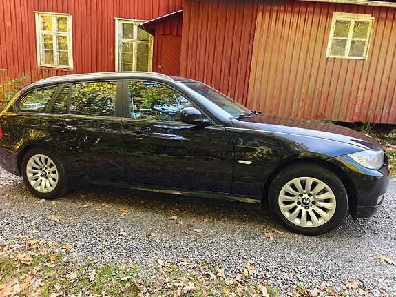 BMW 318d 7 of 18