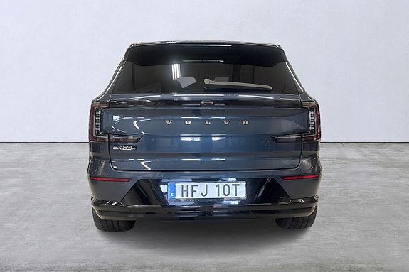 Volvo EX90 5 of 23