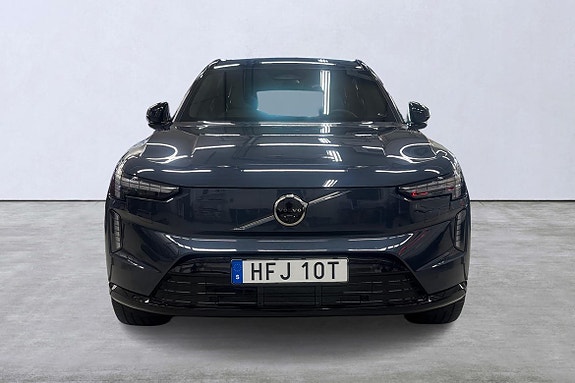 Volvo EX90 7 of 23