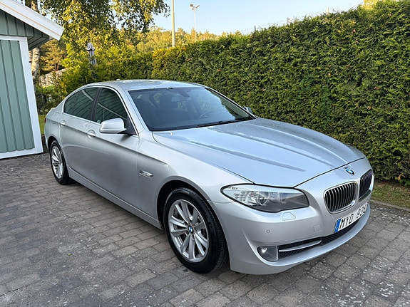 BMW 530d 2 of 6