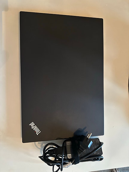 Lenovo ThinkPad t15 laptop svart