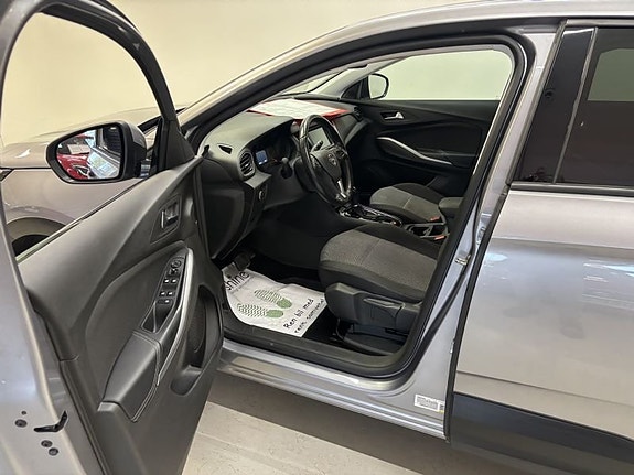 Opel Grandland X 6 of 9