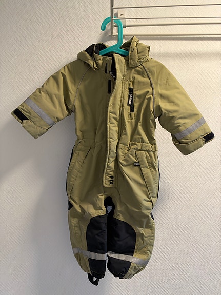 Product image 1 of 3