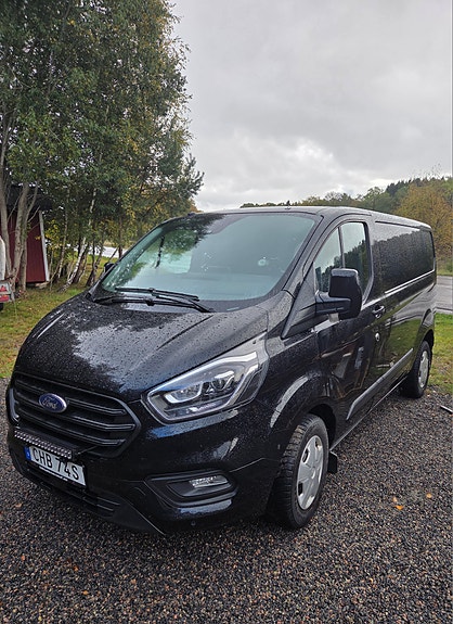 Ford Transit Custom 2 of 5