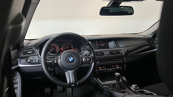 BMW 520d 8 of 17