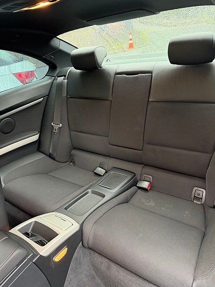 BMW 335i 5 of 6