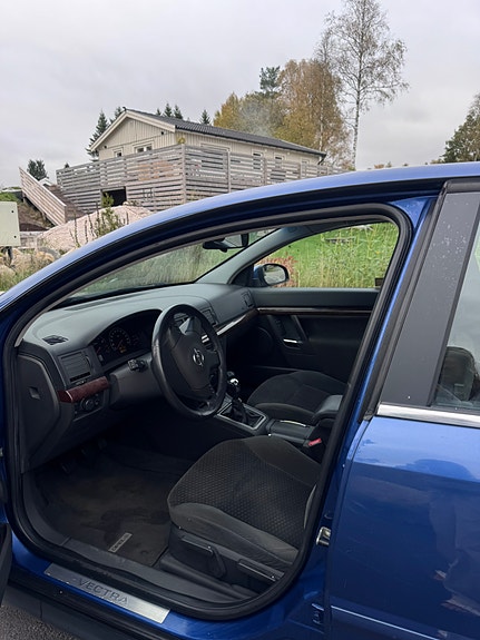 Opel Vectra 3 of 11