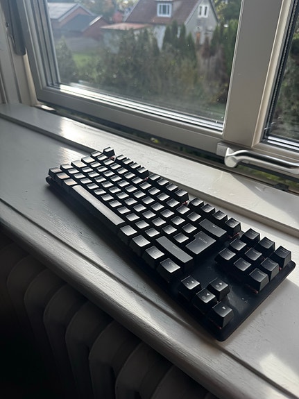 Product image 1 of 4