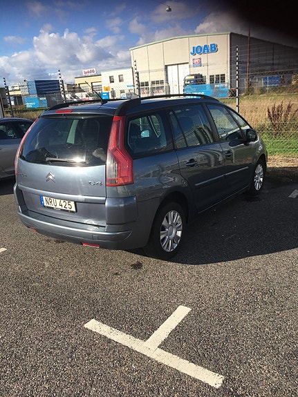 Citroen Grand C4 Picasso 4 of 16