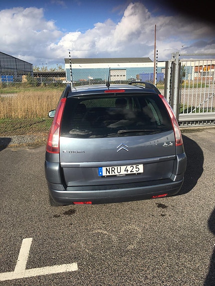 Citroen Grand C4 Picasso 12 of 16