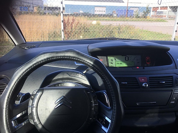 Citroen Grand C4 Picasso 13 of 16
