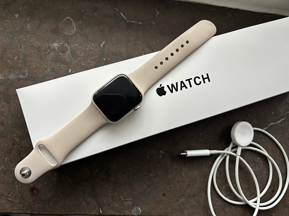 Apple Watch smartklocka beige