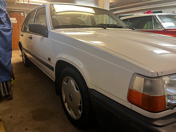 Volvo 940 4 of 11