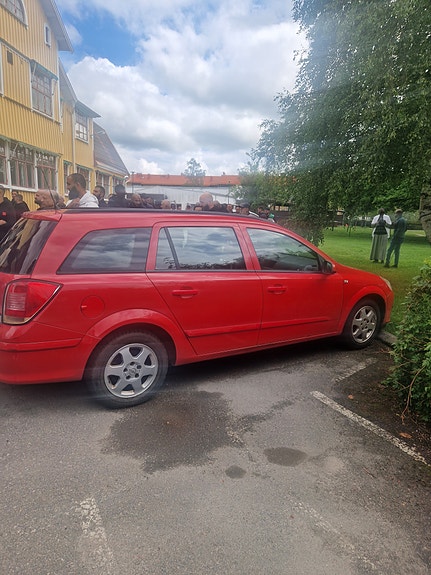 Opel Astra 2 of 6