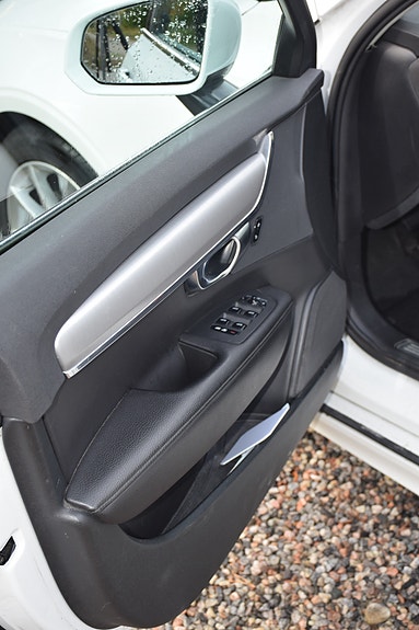 Volvo V90 17 of 19