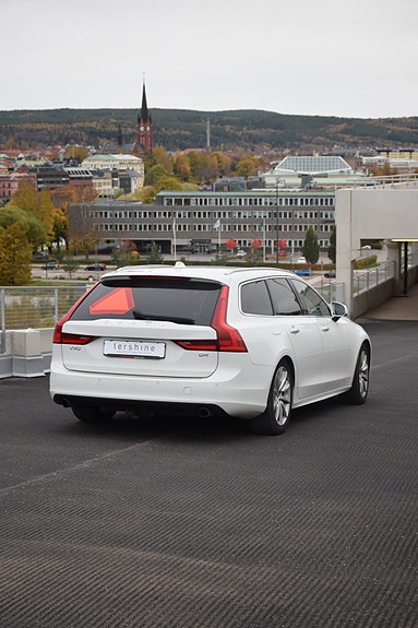 Volvo V90 4 of 19