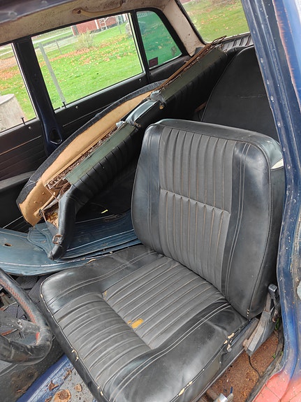 Volvo 144 7 of 15