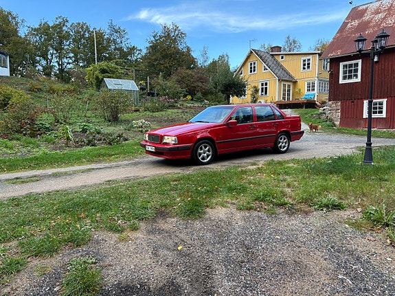 Volvo 850 2 of 15