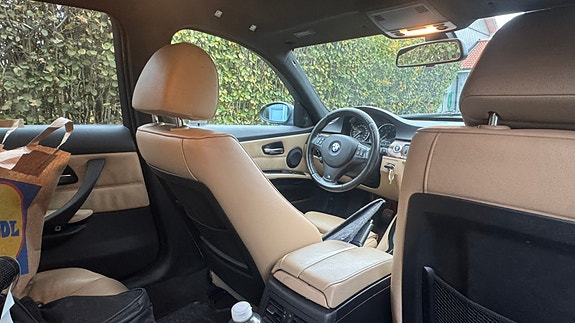BMW 325i 5 of 6