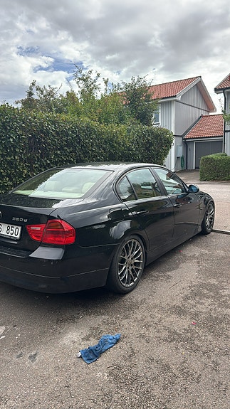 BMW 325i 6 of 6