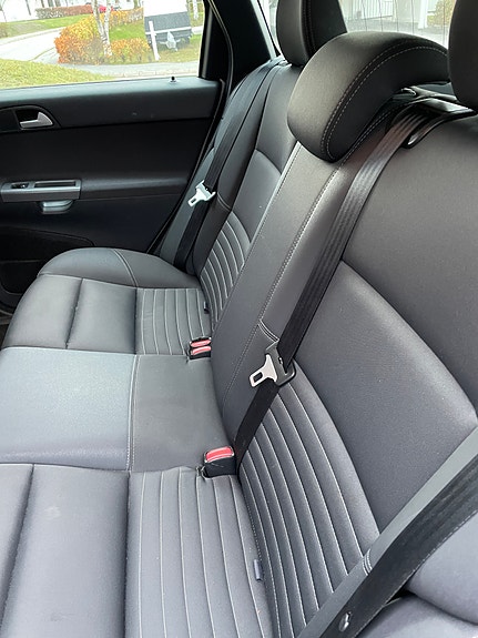 Volvo V50 5 of 7