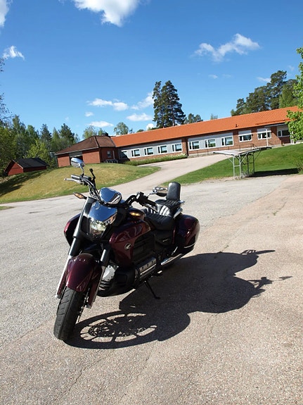 Honda GL1800C Gold Wing Valkyrie 2 of 8