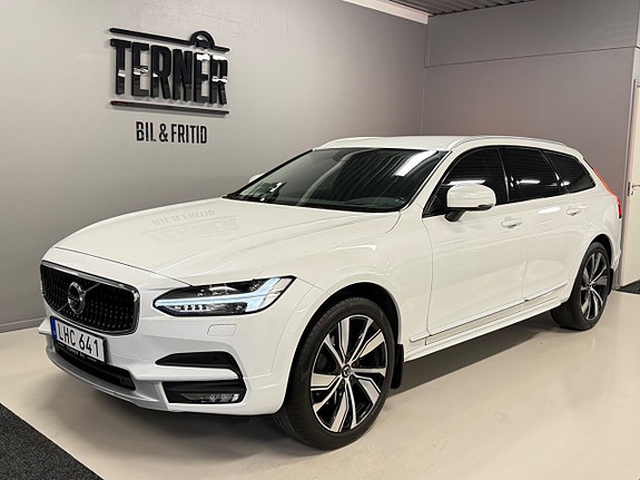 Volvo V90 Cross Country