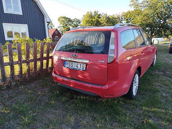 Ford Focus 3 of 5