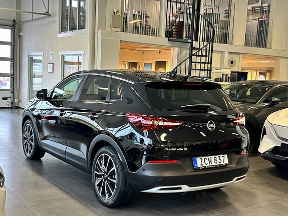 Opel Grandland X 3 of 15