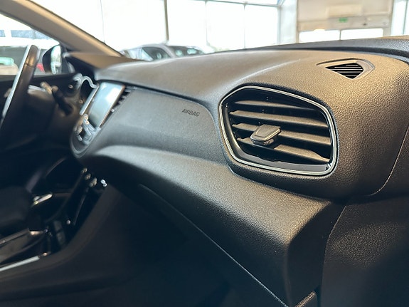 Opel Grandland X 12 of 15