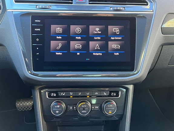 Volkswagen Tiguan 8 of 14
