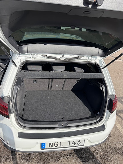 Volkswagen Golf VII 9 of 30