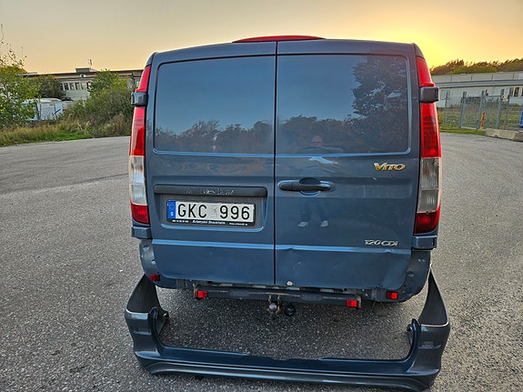 Mercedes-Benz Vito 120 12 of 12