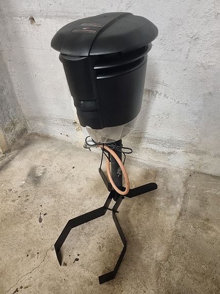 Product image 1 of 2