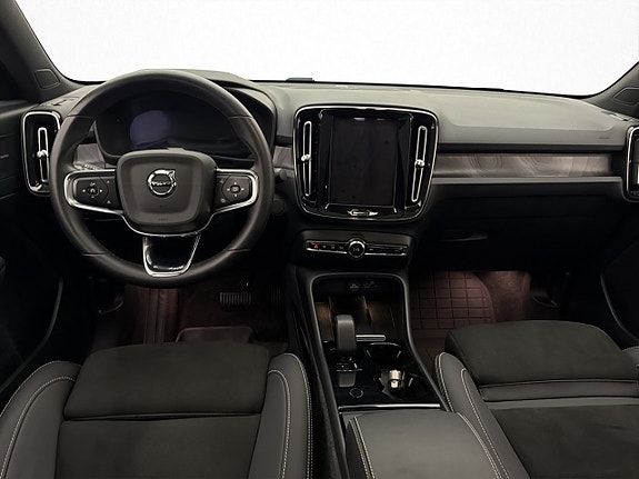 Volvo C40 14 of 30