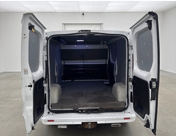 Opel Vivaro 4 of 8