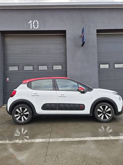 Citroen C3 2 of 9