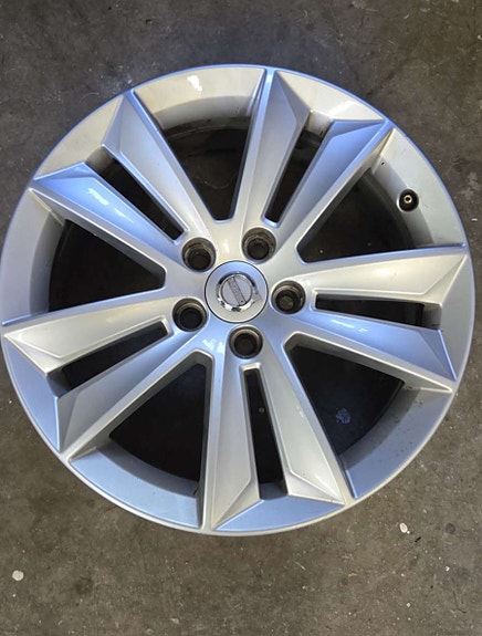 Product image 1 of 2